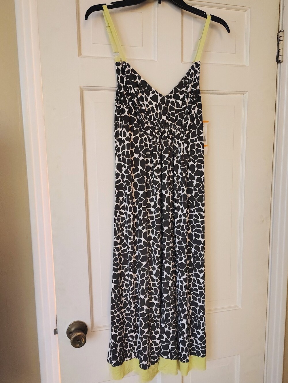 🆕⭐Anne Klein Animal Print Slip Dress